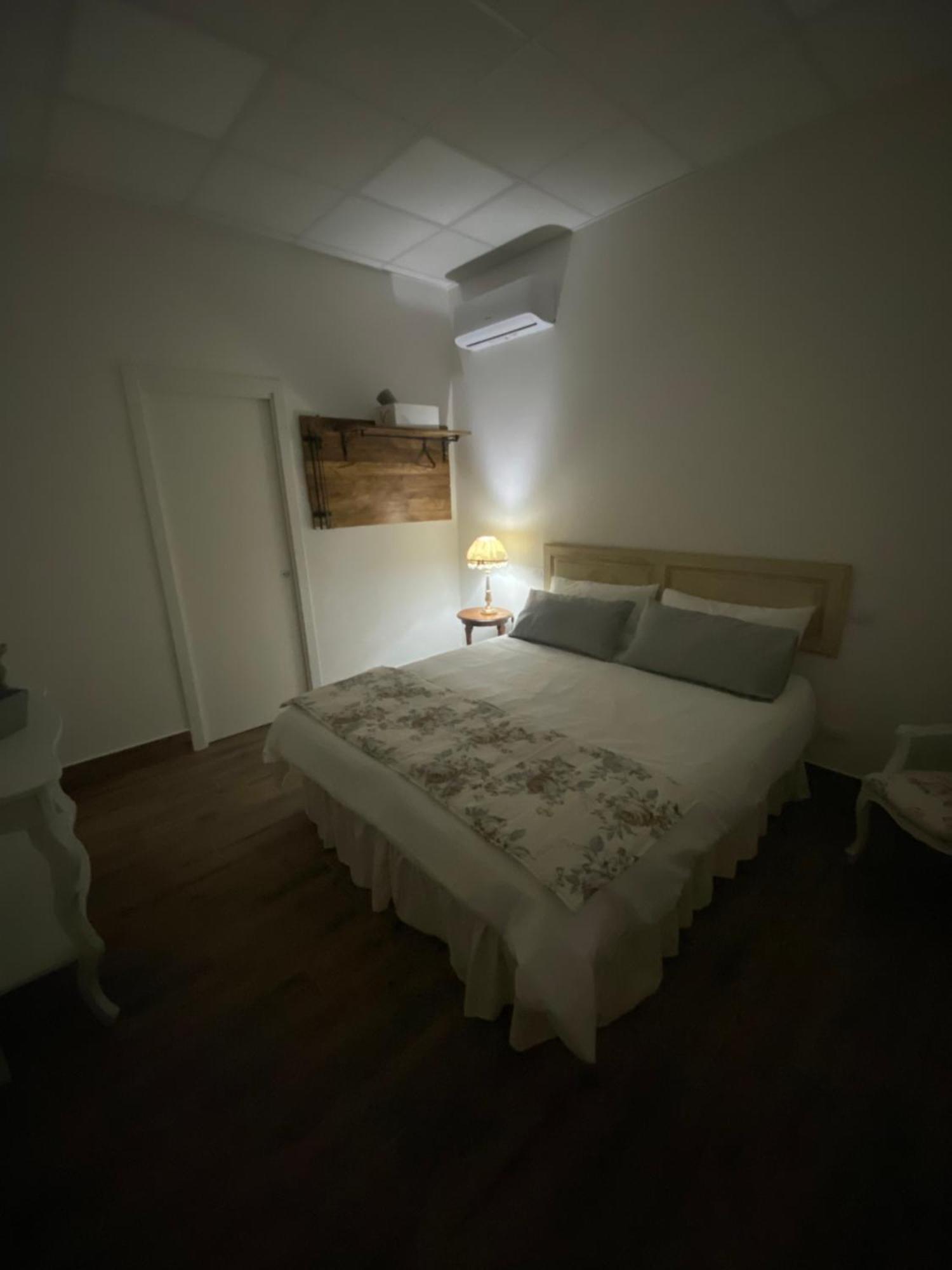 La Suite Di Laura Неаполь Экстерьер фото